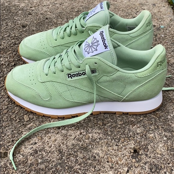 mint green reebok